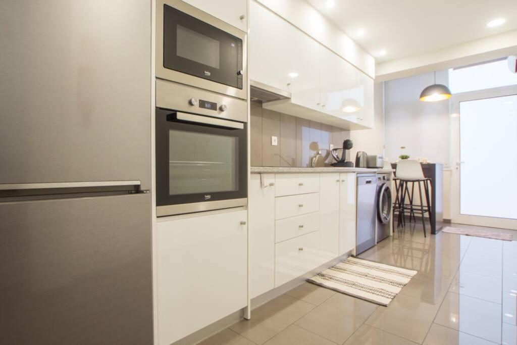 Modern Apartment In Coimbra City Center Kültér fotó